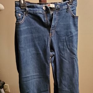 Women's plus Levi's